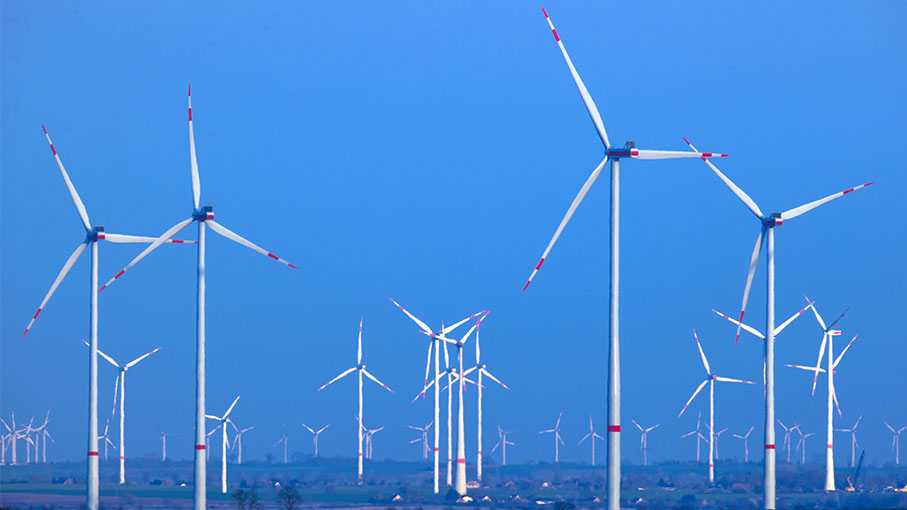 Strom aus Wind zu erzeugen, ist klimafreundlich. Foto: dpa